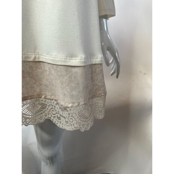 Lori Goldstein LOGO Womens Ivory Tunic Top With Lace Hem Detail Size 1X Soft Str - Picture 16 of 16
